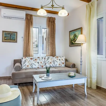 Holiday home Sun Nest House Skopelos Town