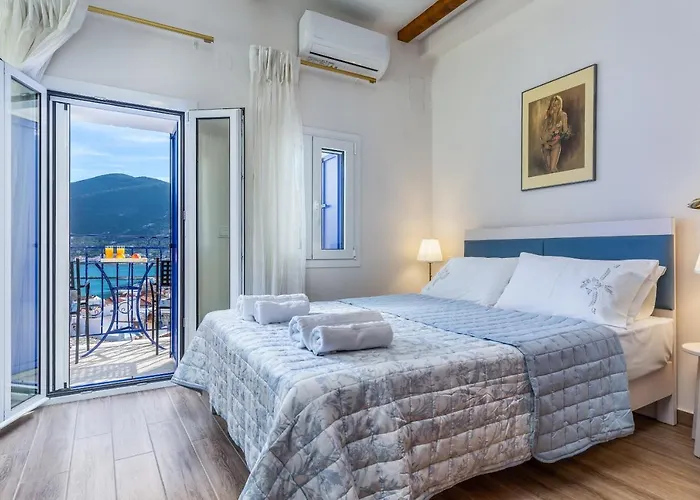 Sun Nest House 度假居 *